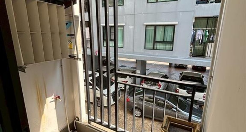 For sale 1 bed condo in Bang Kapi, Bangkok