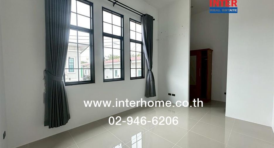 For sale 4 ベッドルーム townhouse in Khlong Luang, Pathum Thani