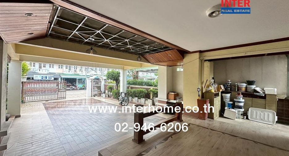 For sale 4 bedrooms house in Phra Nakhon Si Ayutthaya, Phra Nakhon Si Ayutthaya