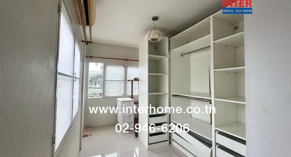 For sale 4 bedrooms house in Phra Nakhon Si Ayutthaya, Phra Nakhon Si Ayutthaya
