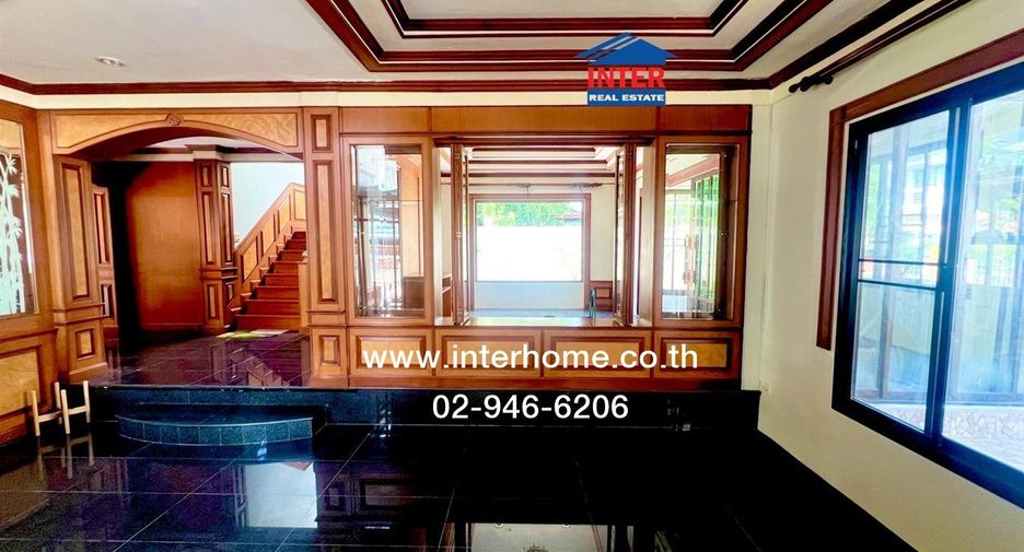 For sale 4 bedrooms house in Phra Nakhon Si Ayutthaya, Phra Nakhon Si Ayutthaya
