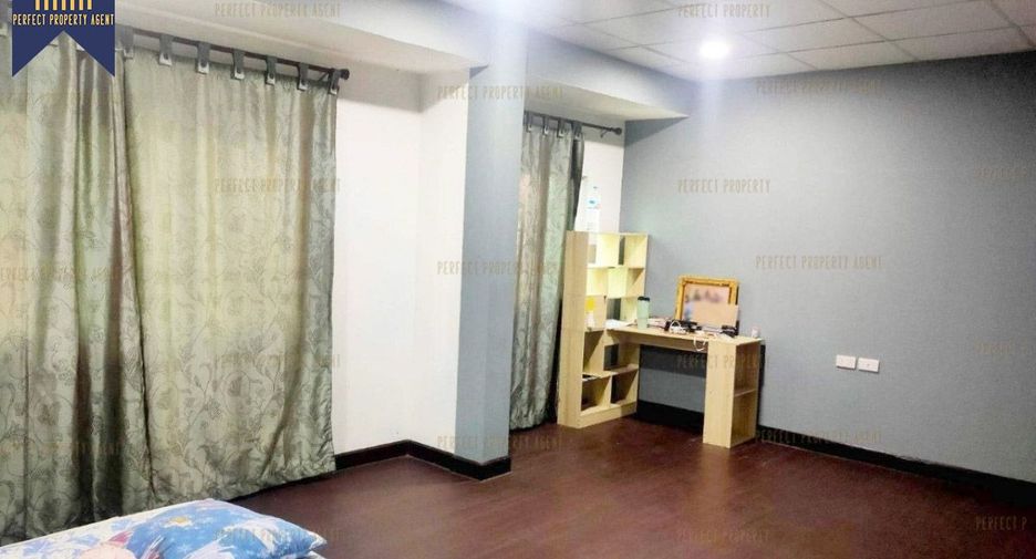 For sale 6 bedrooms house in Nong Chok, Bangkok