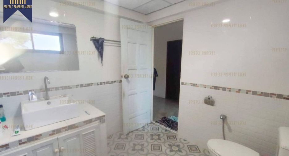 For sale 6 bedrooms house in Nong Chok, Bangkok
