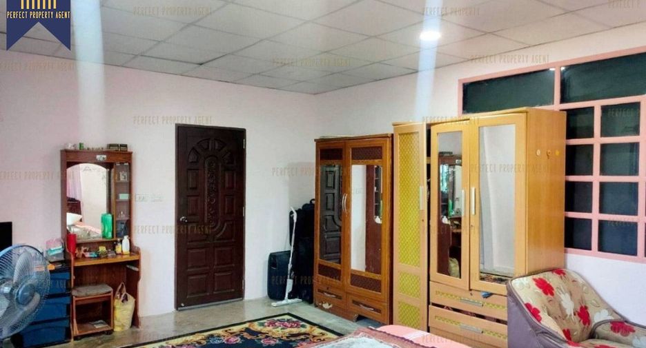 For sale 6 bedrooms house in Nong Chok, Bangkok