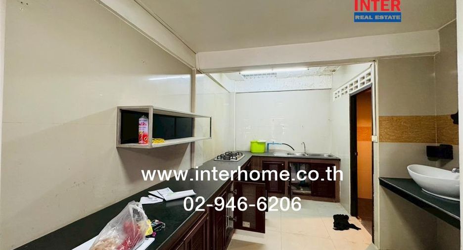 Reihenhaus zum Kauf mit 2 Zimmer in Suan Luang, Bangkok