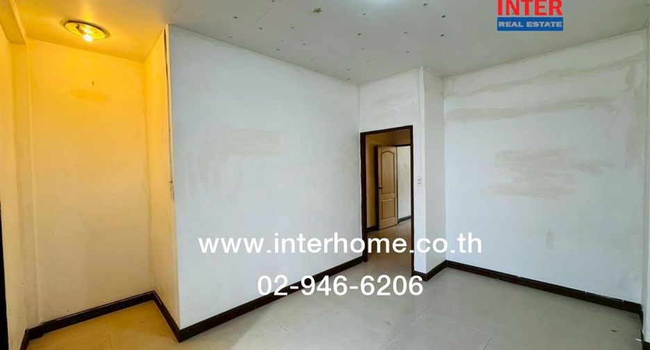 Reihenhaus zum Kauf mit 2 Zimmer in Suan Luang, Bangkok