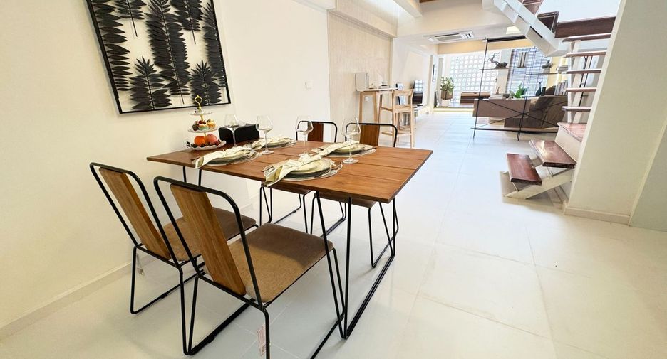 Casa en venta de 2 habitaciones en Watthana, Bangkok