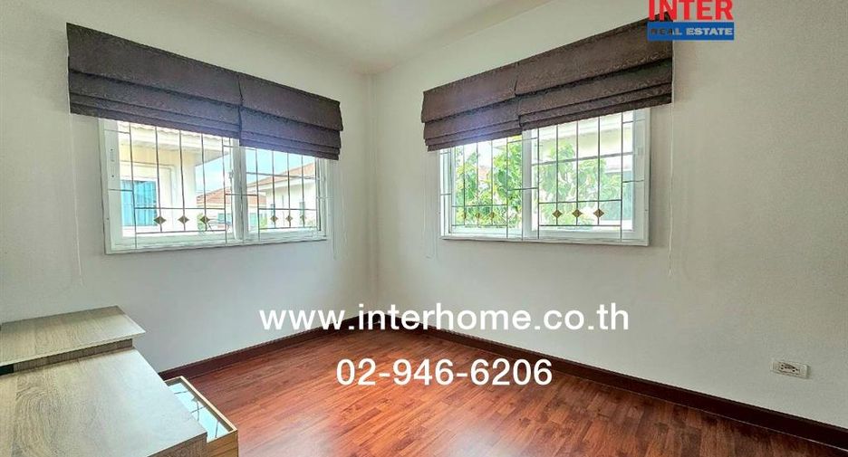 出售 3 卧室 独立屋 在 Lam Luk Ka, Pathum Thani