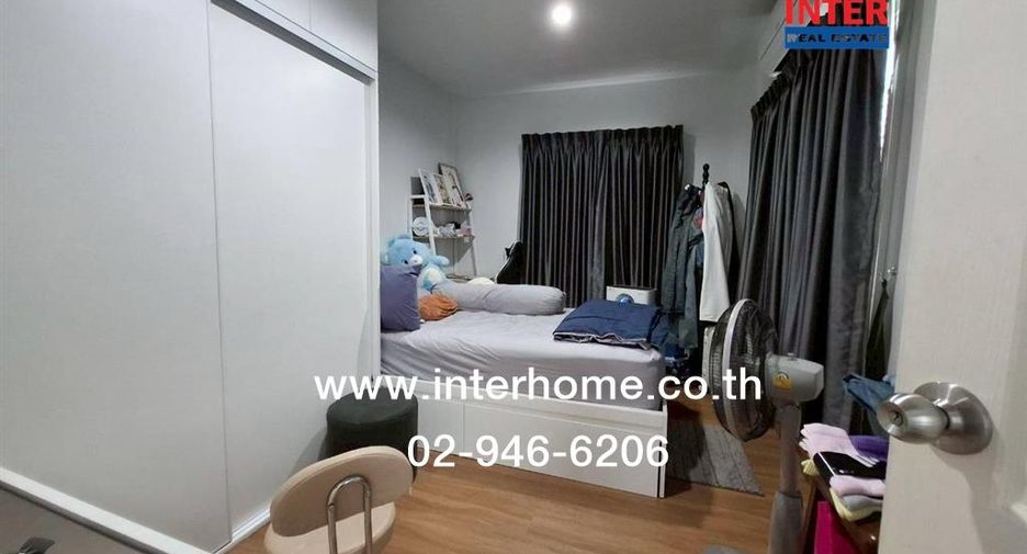 Casa adosada en venta de 3 habitaciones en Bang Bua Thong, Nonthaburi