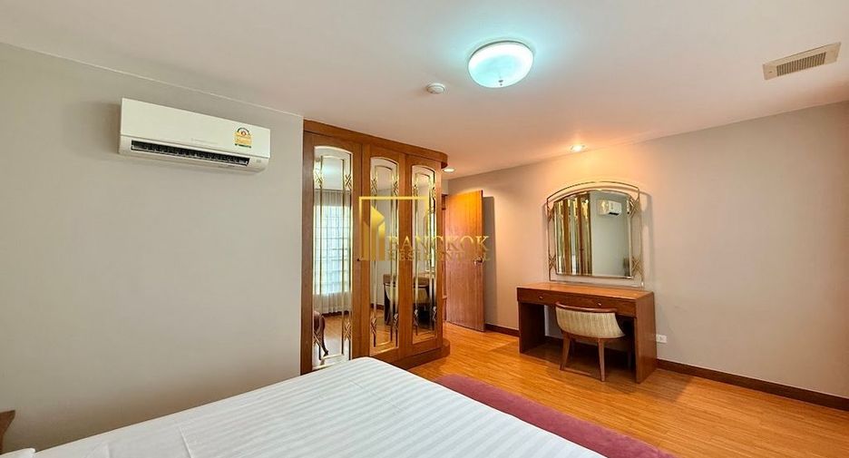 À louer 2 chambres condo à Watthana, Bangkok