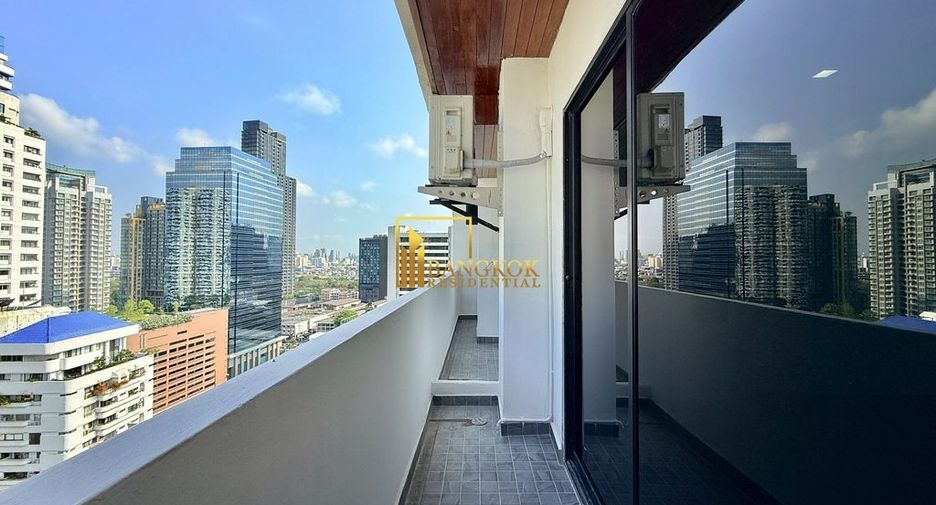 À louer 4 chambres appartement à Watthana, Bangkok