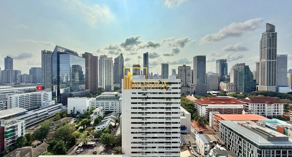 À louer 4 chambres appartement à Watthana, Bangkok