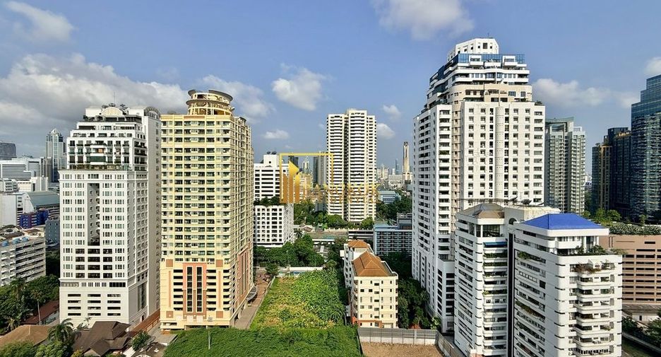 À louer 4 chambres appartement à Watthana, Bangkok