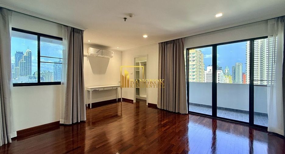 À louer 4 chambres appartement à Watthana, Bangkok
