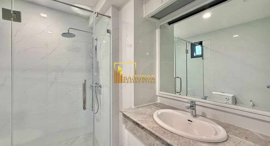 À louer 4 chambres appartement à Watthana, Bangkok