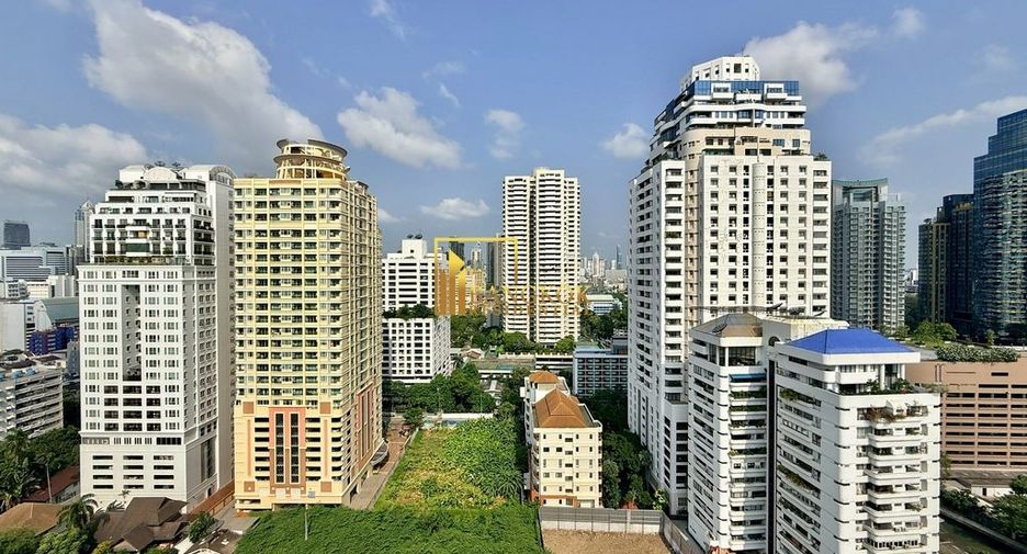 À louer 4 chambres appartement à Watthana, Bangkok