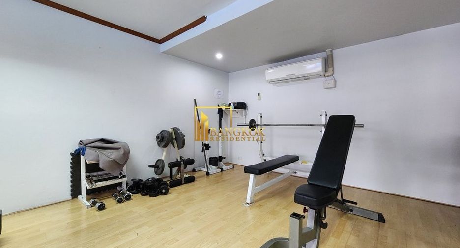 À louer 4 chambres appartement à Watthana, Bangkok