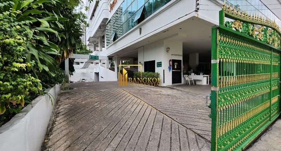 À louer 4 chambres appartement à Watthana, Bangkok