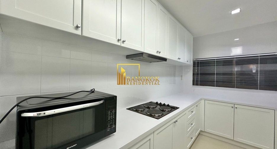 For rent 3 bedrooms condo in Khlong Toei, Bangkok