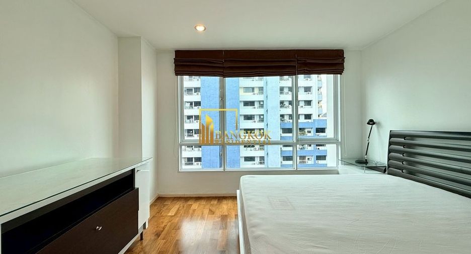 For rent 2 bedrooms condo in Khlong Toei, Bangkok