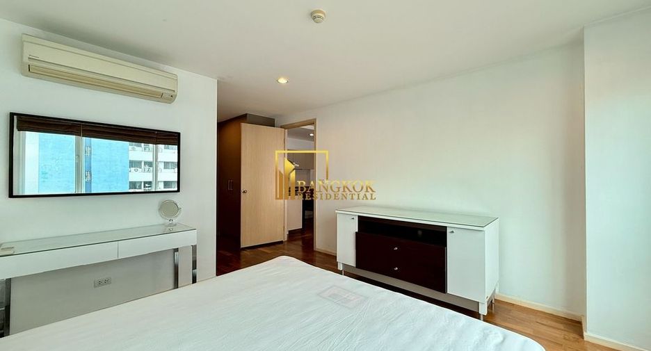 For rent 2 bedrooms condo in Khlong Toei, Bangkok
