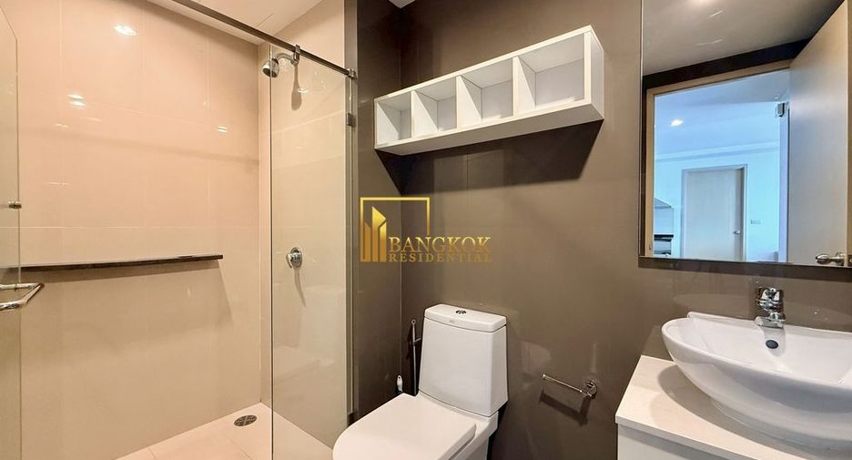 For rent 2 bedrooms condo in Khlong Toei, Bangkok