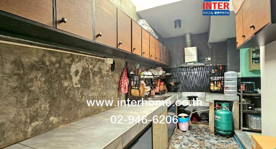 For sale 6 bedrooms house in Khan Na Yao, Bangkok