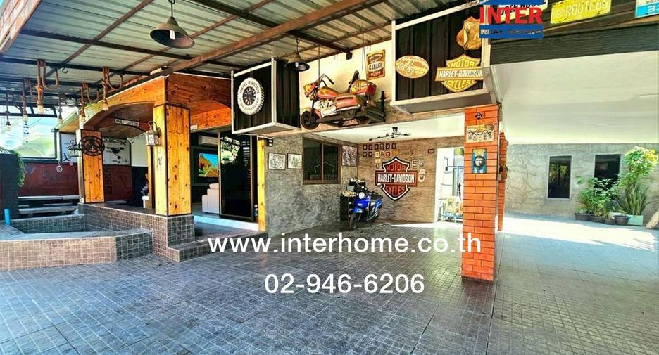 For sale 6 bedrooms house in Khan Na Yao, Bangkok
