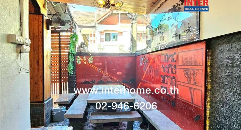 For sale 6 bedrooms house in Khan Na Yao, Bangkok