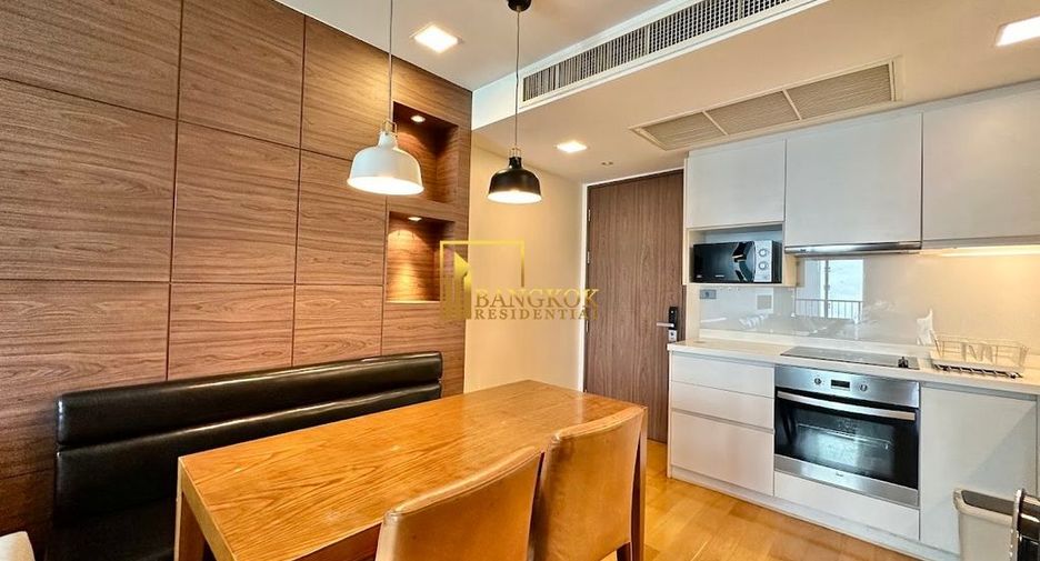 For rent 2 bedrooms condo in Watthana, Bangkok