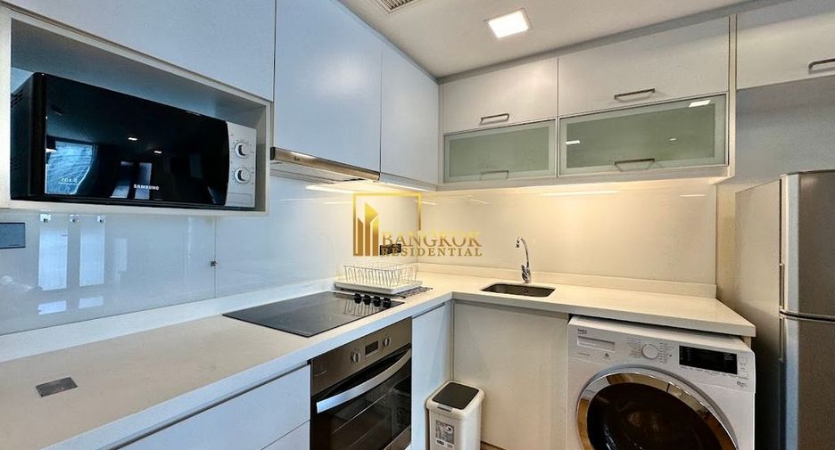 For rent 2 bedrooms condo in Watthana, Bangkok