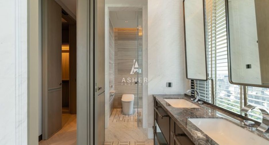 For rent and for sale 3 bedrooms condo in Sathon, Bangkok