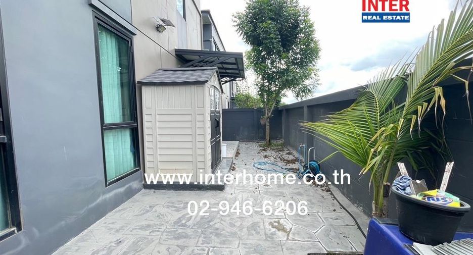 For sale 3 bedrooms house in Lat Krabang, Bangkok