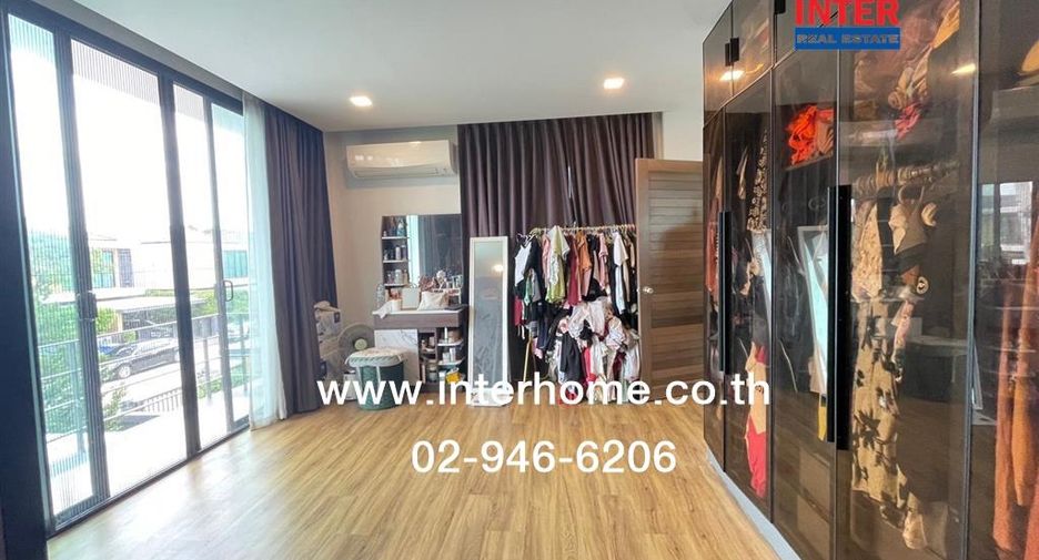 For sale 3 bedrooms house in Lat Krabang, Bangkok