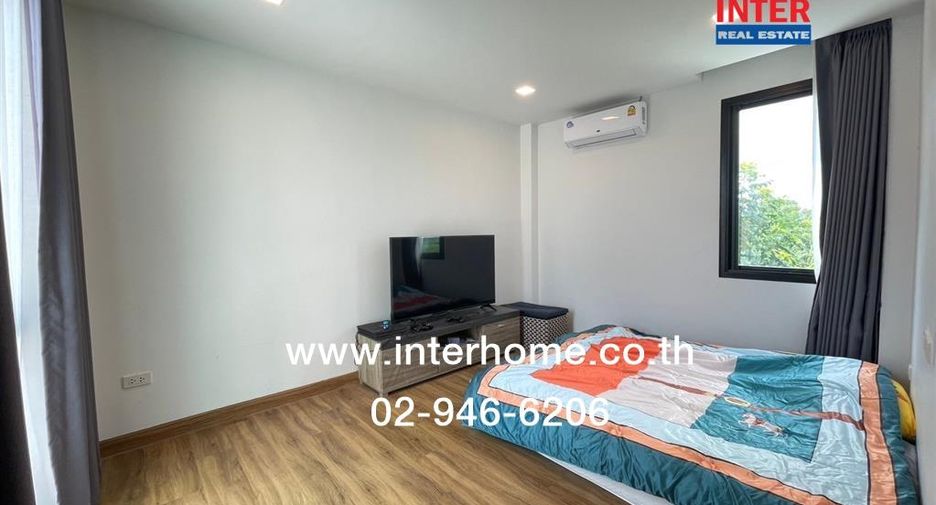 For sale 3 bedrooms house in Lat Krabang, Bangkok