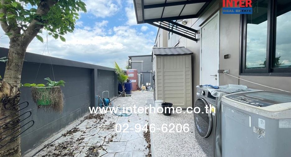 For sale 3 bedrooms house in Lat Krabang, Bangkok