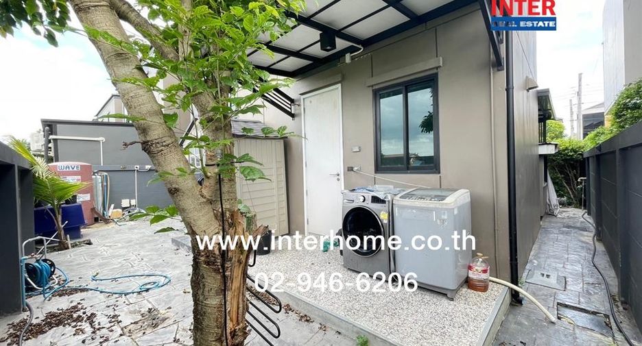 For sale 3 bedrooms house in Lat Krabang, Bangkok