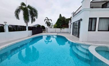For sale 4 bedrooms villa in Bang Lamung, Chonburi