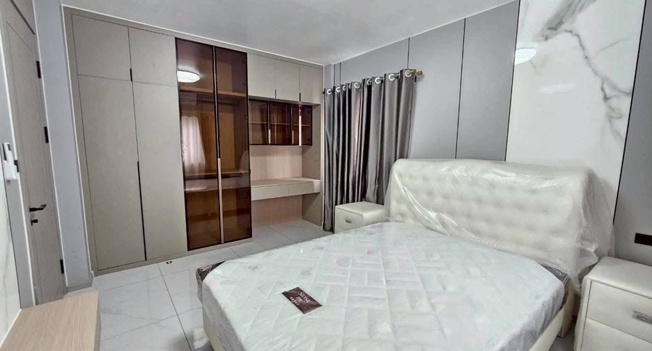Villa en venta de 4 habitaciones en Bang Lamung, Chonburi