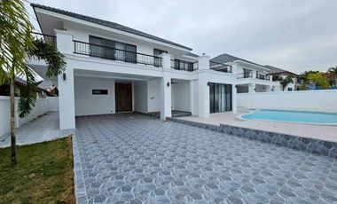 For sale 4 bedrooms villa in Bang Lamung, Chonburi