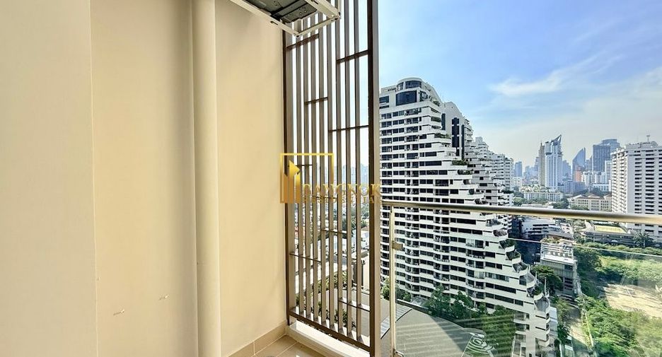 For rent 2 bedrooms condo in Watthana, Bangkok