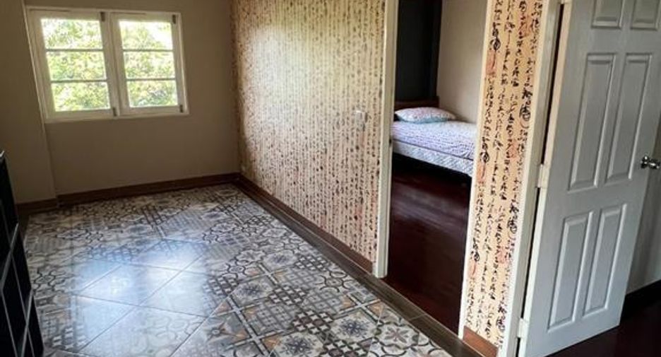 Аренда и продажа 4 спальни дом в Mueang Pathum Thani, Патумтани