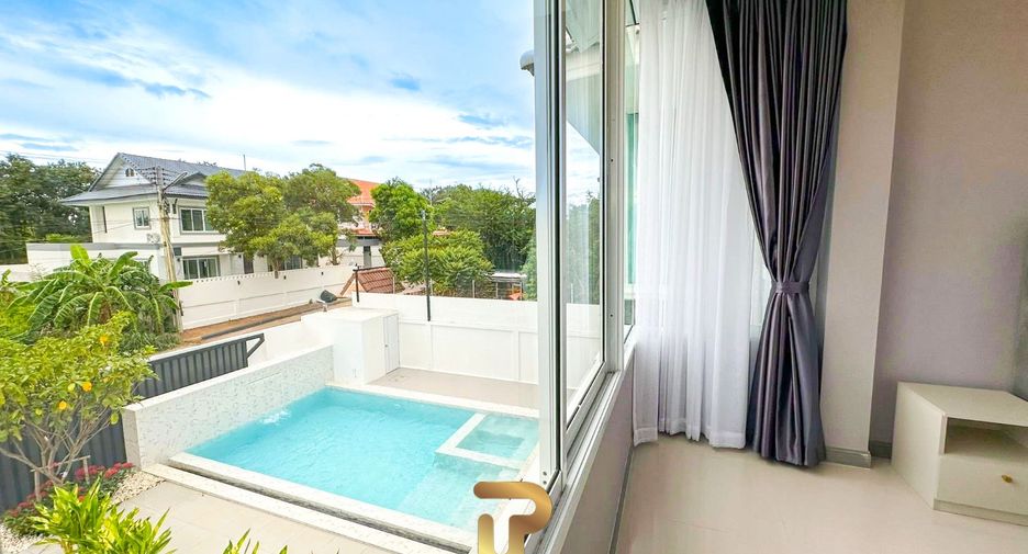 Villa en venta de 5 habitaciones en Bang Lamung, Chonburi