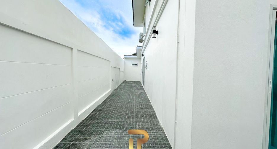 Villa en venta de 5 habitaciones en Bang Lamung, Chonburi
