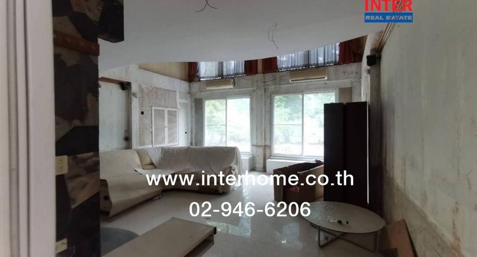 Haus zum Kauf mit 4 Zimmer in Mueang Pathum Thani, Pathum Thani