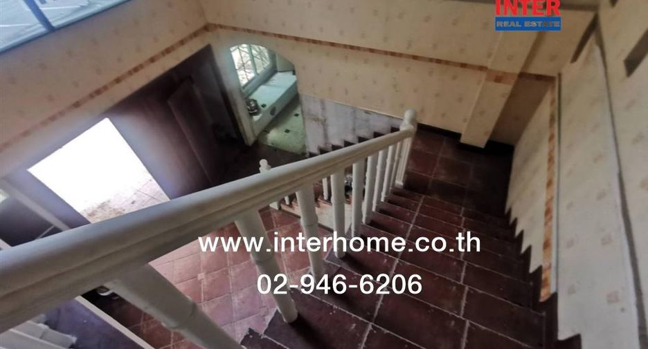 Haus zum Kauf mit 4 Zimmer in Mueang Pathum Thani, Pathum Thani