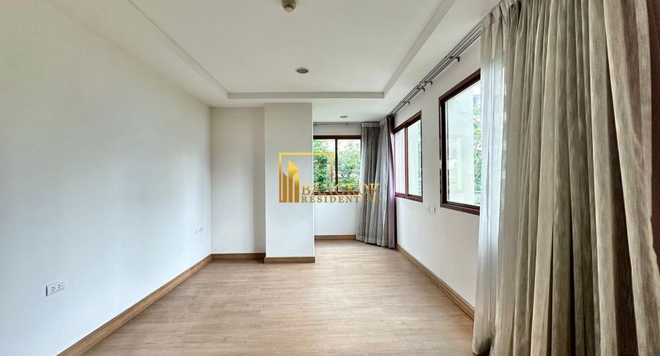 For rent そして for sale 2 ベッドルーム condo in Khlong Toei, Bangkok