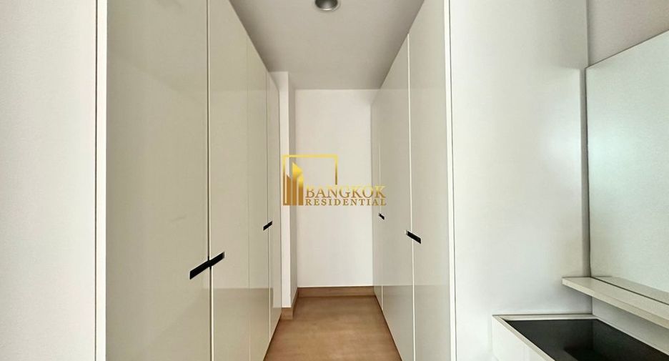For rent そして for sale 2 ベッドルーム condo in Khlong Toei, Bangkok