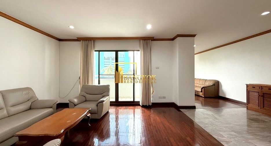 For rent 3 ベッドルーム condo in Yan Nawa, Bangkok