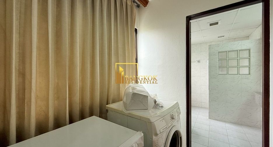 For rent 3 ベッドルーム condo in Yan Nawa, Bangkok